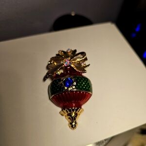 Christmas brooch